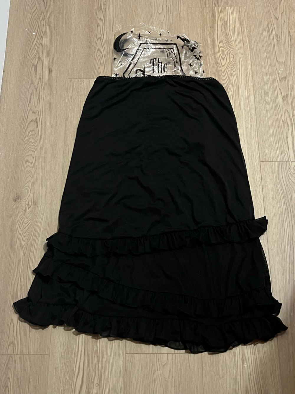 THE GRAVE GIRLS BOREDOM ADDICT MIDI SKIRT, size XL (BNWT) - Picture 8 of 8